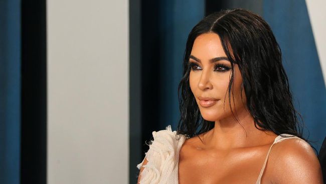 5 Fakta Menarik Kim Kardashian, Yang Pernah Berkencan dengan Nick Lachey